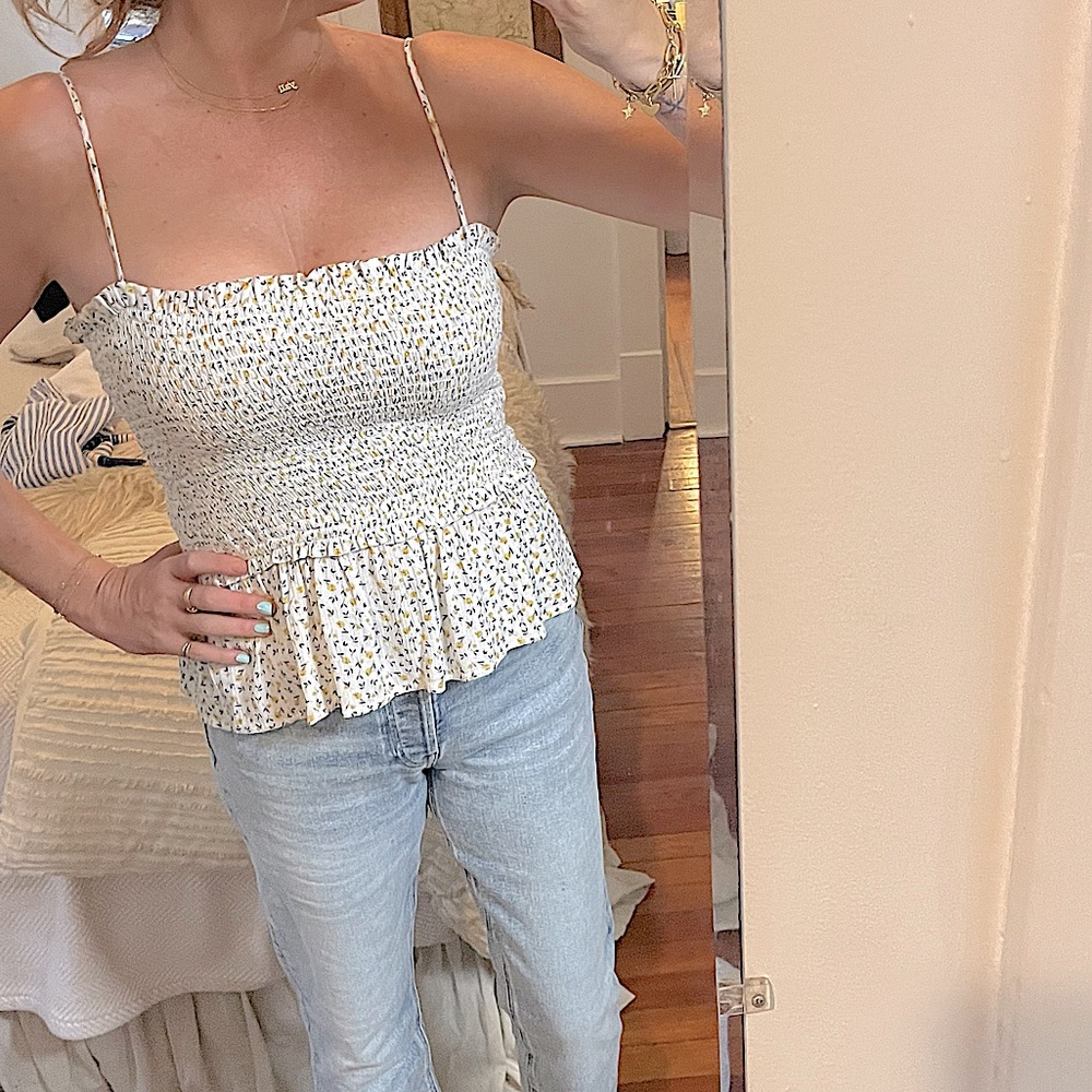 Cropped Top - Picture 2 of 4